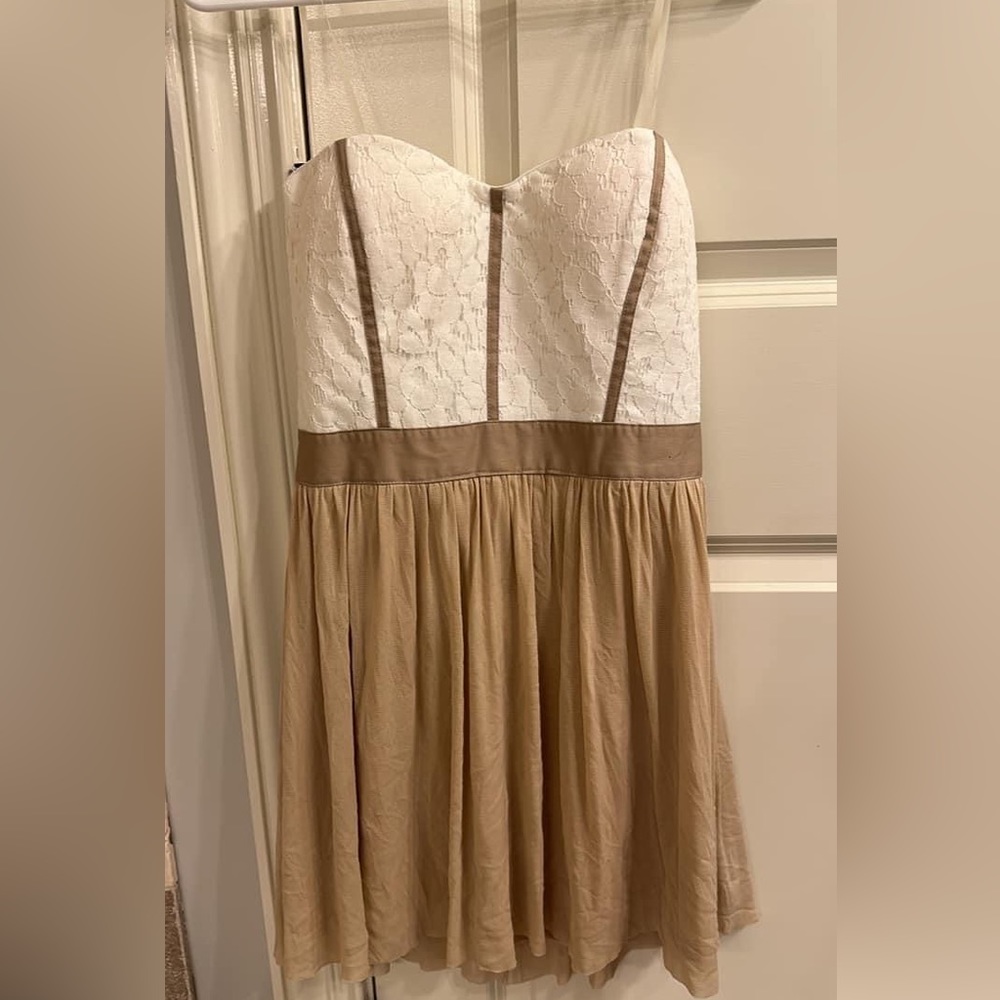 Strapless dress